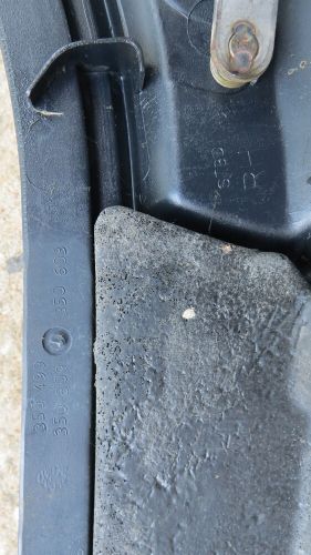 Freshwater Evinrude Lower Motor Cover Assly STARBOARD 5008669 5007468, US $395.00, image 2