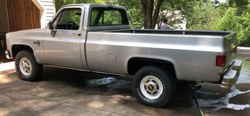 1983 Silverado K20 Clear title, 350, 700R, New paint 17 S silver, 4x4, NO DAMAGE, US $23,000.00, image 3