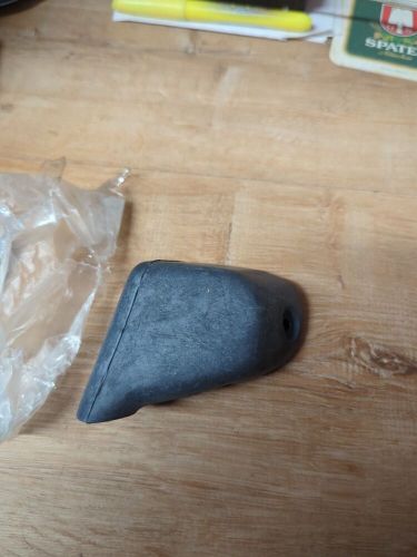 Yamaha OEM Gunwale Cap EU0-62574-22 1988 YAMAHA WAVE RUNNER (WR500G) GUNWALE, US $15.95, image 7