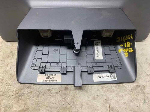 Radio info display screen tesla model 3 18