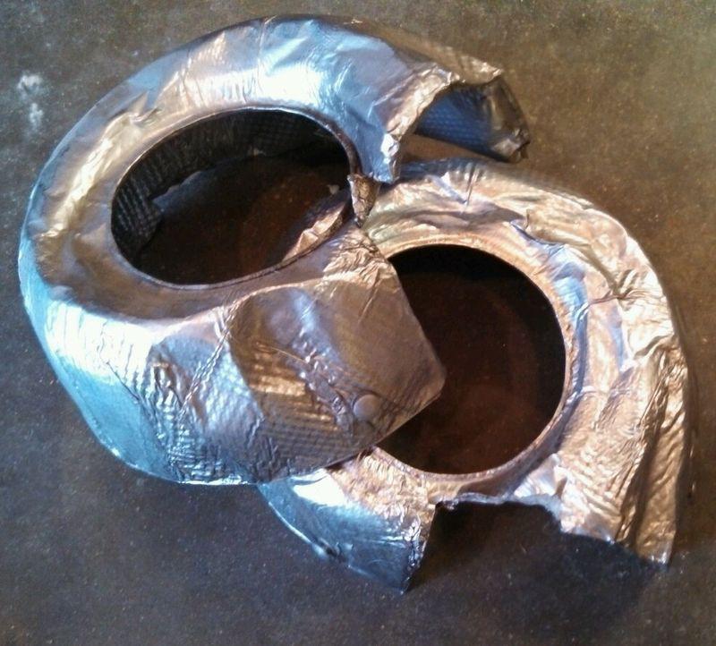 Turbo exhaust housing shields, pair