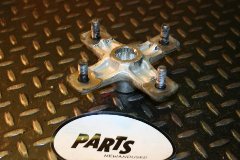 Yamaha 2010 yfz450 yfz450x yfz 450 left rear wheel hub with studs 