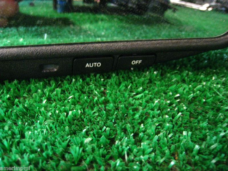 Sell 2005 Jeep Grand Cherokee AUTO DIMMING REAR VIEW MIRROR in Sterling