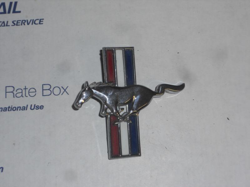 Mustang  emblem