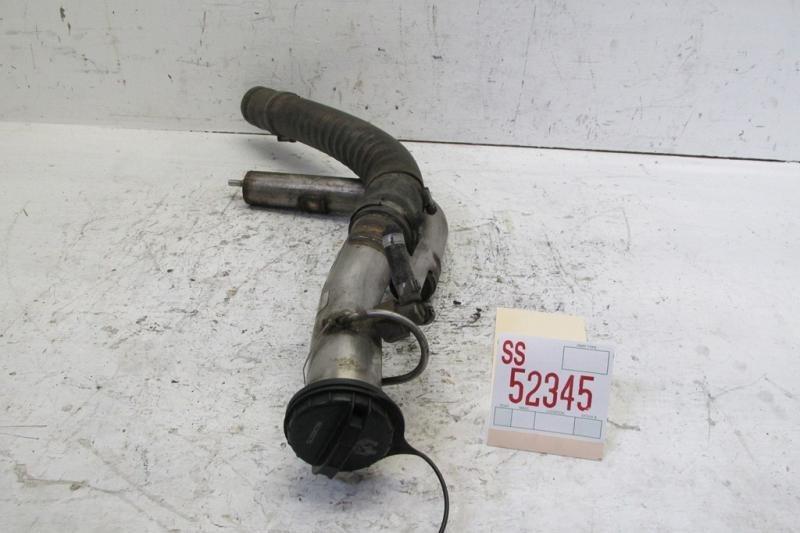 2001 discovery se ii 4dr fuel gas filler neck tube pipe oem 14179