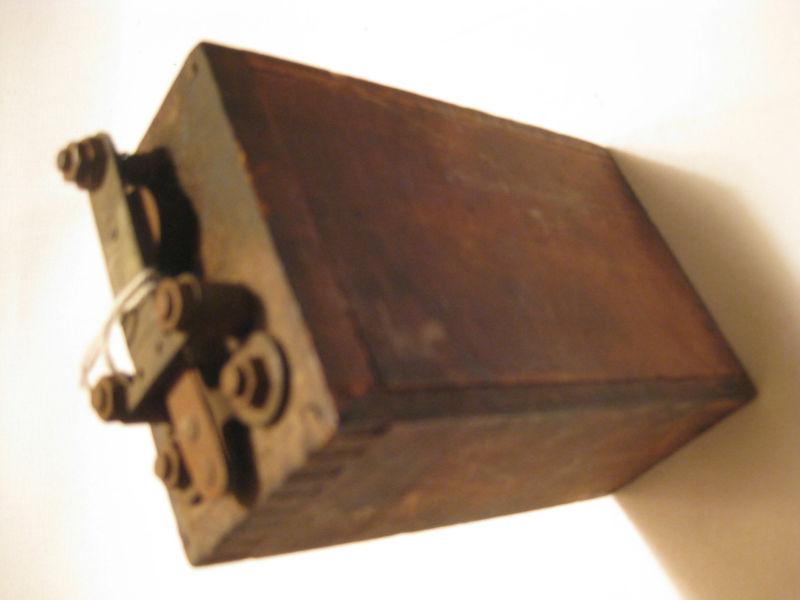 Vintage ford model t ?? magneto in wood case - rare