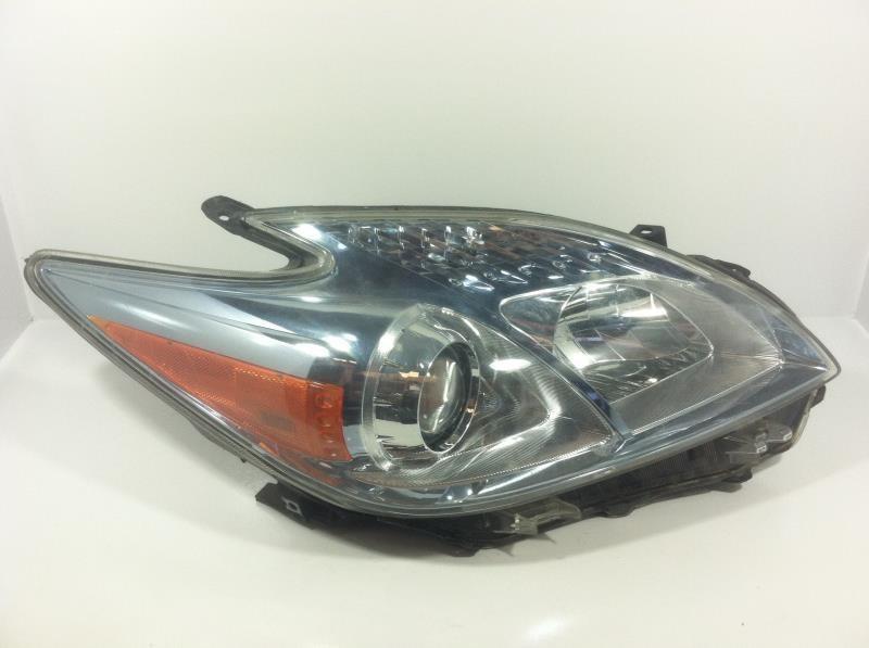 2010 toyota prius right passenger side headlight halogen oem 29137