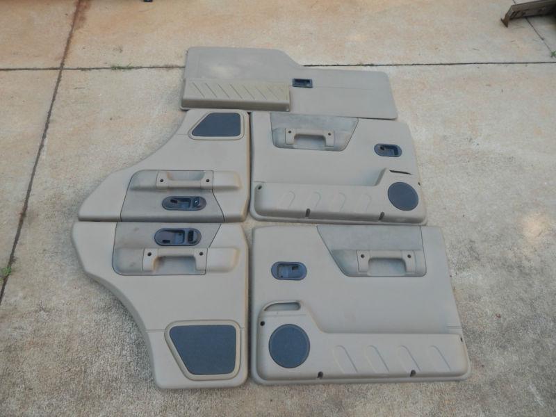 Sell Land Rover Interior Seats for Discovery 2 in Greer, South Carolina