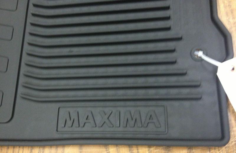 Sell 2009 to 2013 Nissan Maxima Rubber Floor mats Genuine Factory OEM