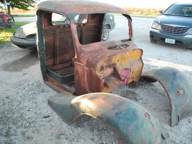 1935 or 36 Ford truck & parts, US $400.00, image 2