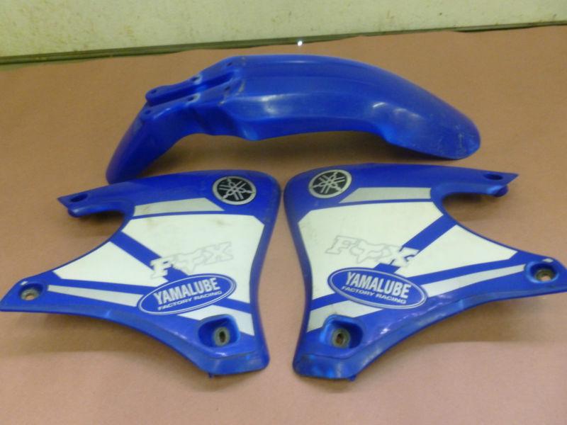 Sell 03-04 Yamaha TTR125 TTR125L TTR125LE Fender Set Front Wheel Tank