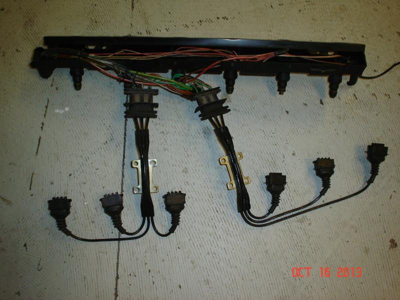 Bmw 525i 525 325i 325 e34 e36 fuel injectors and rail 1992