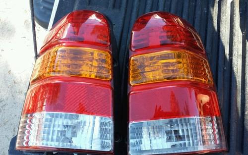 2001 2002 2003 2004 2005 2006 2007 ford escape tail lights