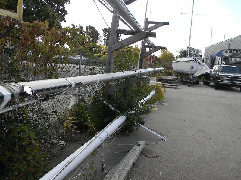 Mast from a tartan 10 with harken roller furling