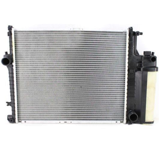 New Radiator 525 Aluminum Core Plastic Tank BMW 525i BM3010111 17111469177, US $108.99, image 2