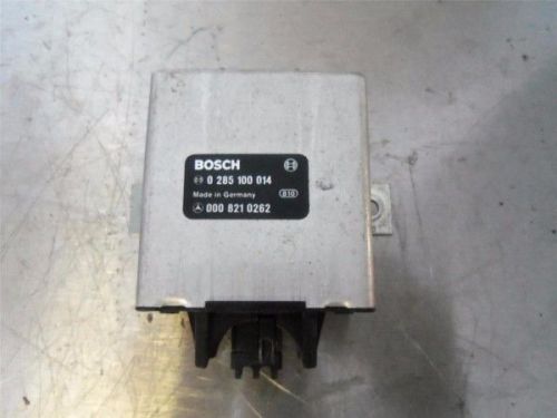 New mercedes-benz w126 seat belt module relay 0008210262 / 0285100014