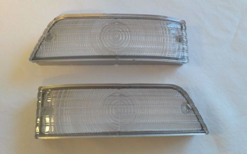 1958 ford b8a-13208a &amp; b8a-13209 front turn signal parking lenses nors pair