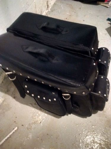 River road studded slant bags vintage new