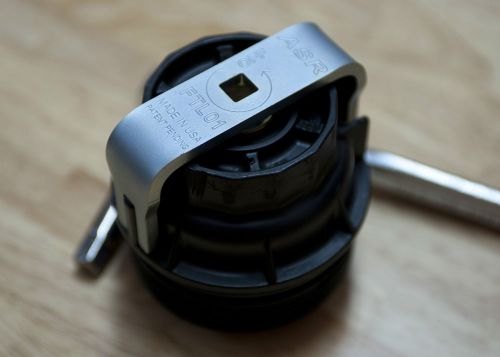 Toyota lexus scion special oil filter wrench tool large size