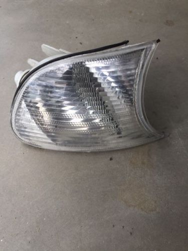 2000-2002 clear corner parking light right 330 ci bmw 3 series m3 good condition
