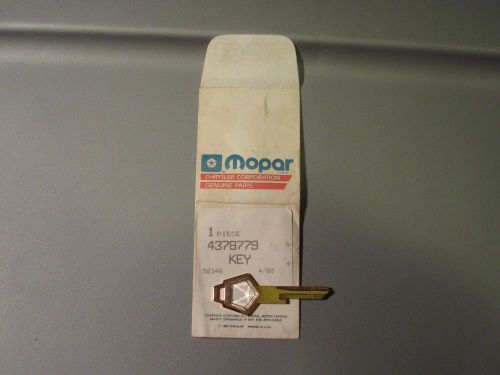 Rare! vintage chrysler crystal car key blank gold tone