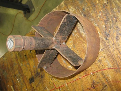 Kart tire press tool