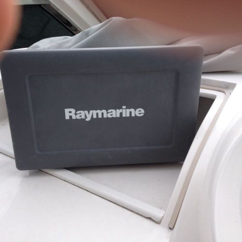 Ray marine c140w multifunction display
