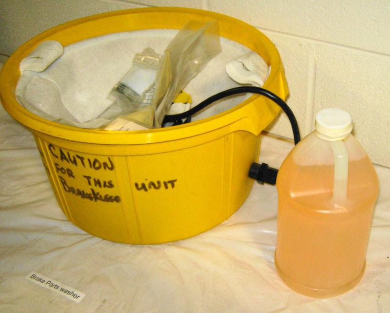 Ultra Pro 1000 Professional brake parts washer with 1/2 gallon organic solvent , US $50.00, image 3