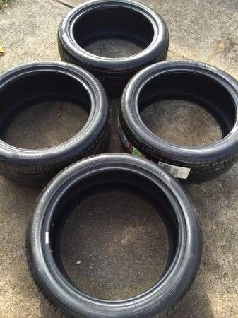 Set of 4 brand new pirelli p zero nero tires size 265/40/20