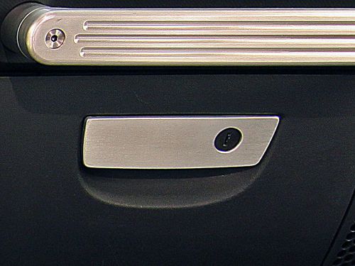 Drake off road jp-180001-al glove box handle cover fits 07-14 wrangler (jk)
