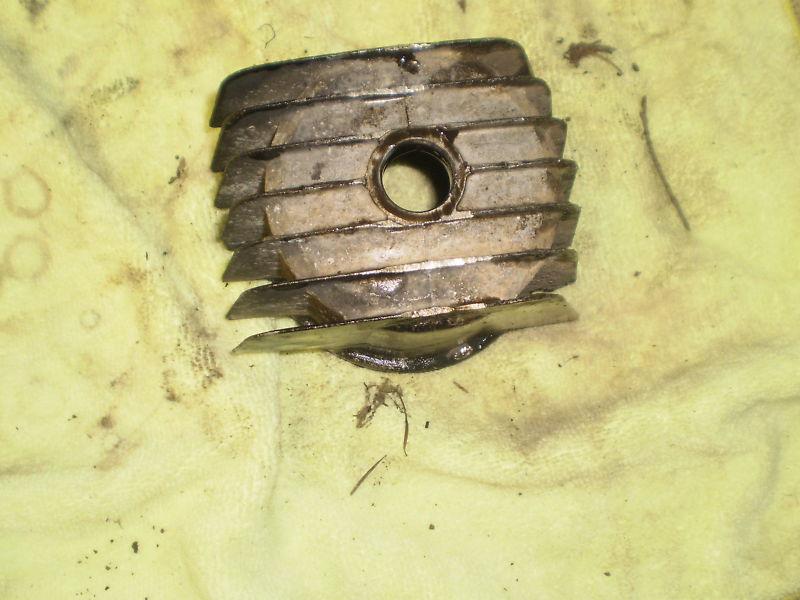 Honda 1975 cb550k4 , oil filter cover w/ spring *