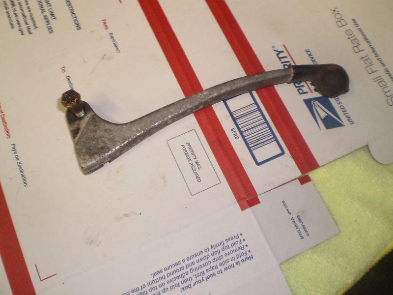 Honda 1975 cb550k4 ,  clutch handlebar control lever