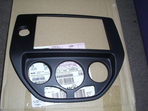 New oem 2006 ford focus center dash bezel black