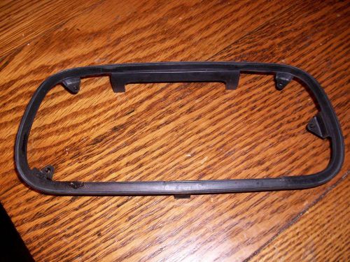 2000-06 tundra tailgate handle gasket, oem