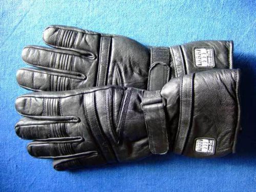 True-tek. motorcycle gloves.thinsulate. by 3m. size xl