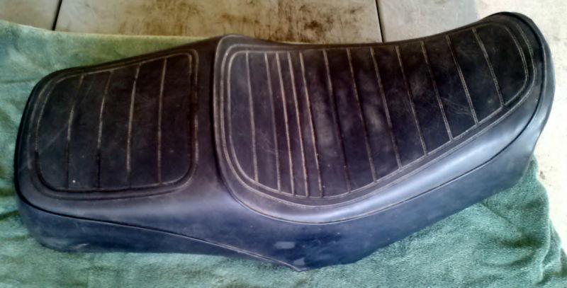 Yamaha xv750 motorcycle seat