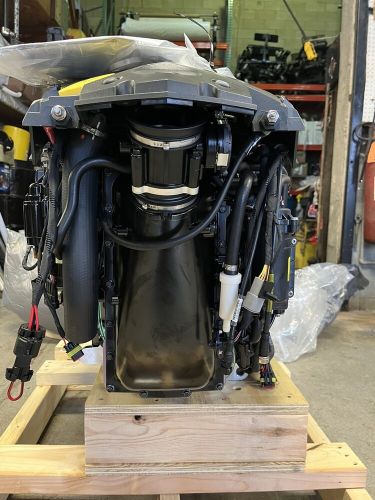 EVINRUDE *NEW* COMPLETE DRESSED POWERHEAD - G2 150-200 HP PN# 5011676, US $11,500.00, image 6