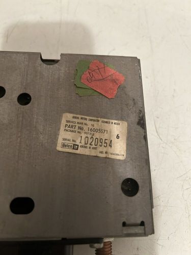 Vintage general motors gm delco car radio stereo deck 16005571 untested