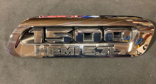 2019 2020 2021 2022 RAM 1500 HEMI 5.7L RIGHT SIDE HOOD CHROME EMBLEM 68276334AA, US $29.99, image 3