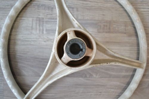 VINTAGE BOAT STEERING WHEEL with 3/4" KEY HUB, US $60.00, image 2