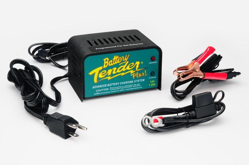 Deltran battery tender plus 12v true gel cell maintainer  charger tender / gell