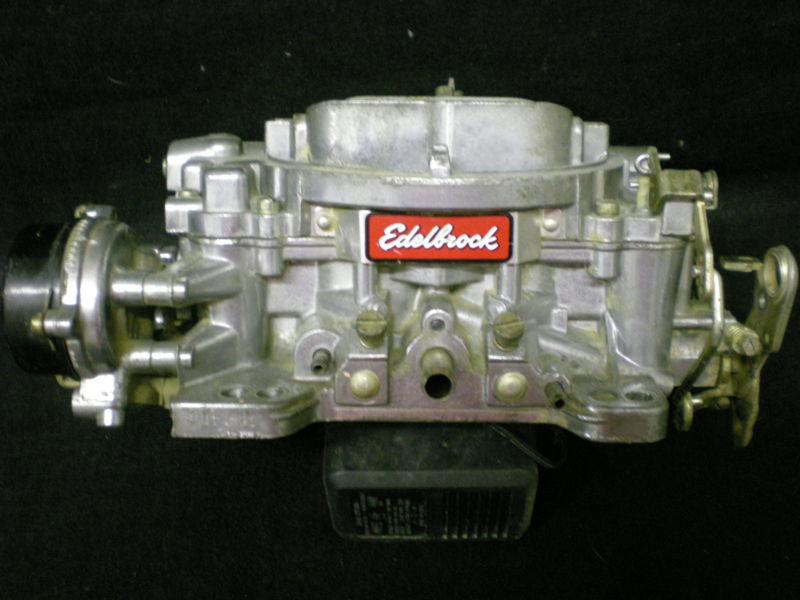 Edelbrock 1405,  600 cfm performer carburetor 