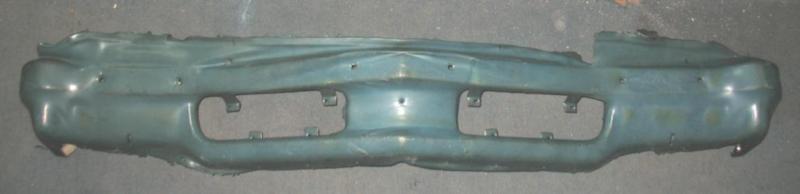 Nos 1973 chevrolet monte carlo front bumper w/o impact strips 3987085 new gm