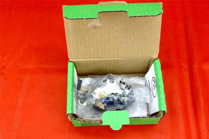 Porsche 91160391301 alternatorinternal  regulator 911 928 930