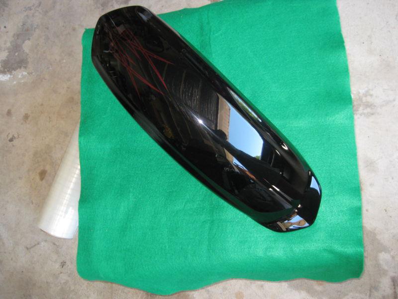 Yamaha raider black with red pin stripe front fender oem 2009