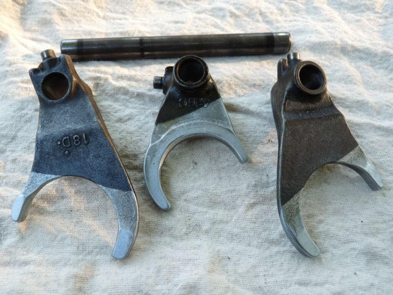 Cb750 cb900 cb1000 cb1100 gearshift forks shaft gear shift transmission fork