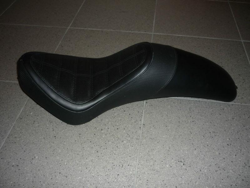 Easy rider gunfighter seat for honda shadow ace 750 1998 to 2003
