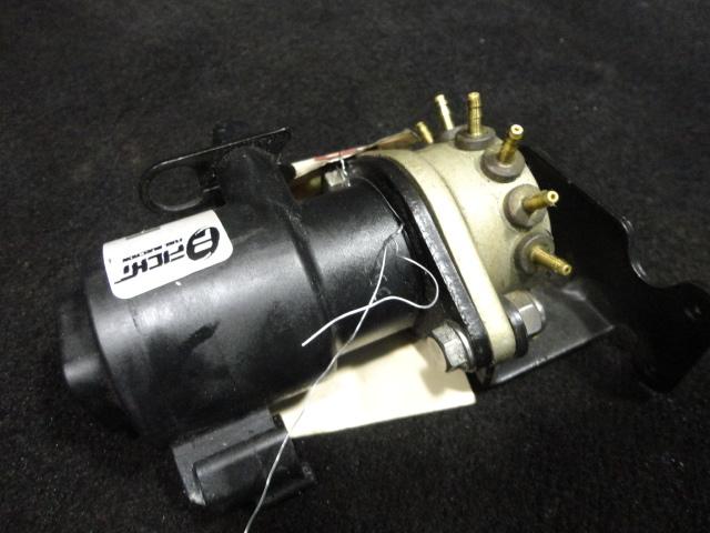 Oil injector & manifold #5000880 johnson/evinrude 1999-2001 135-175hp boat(660