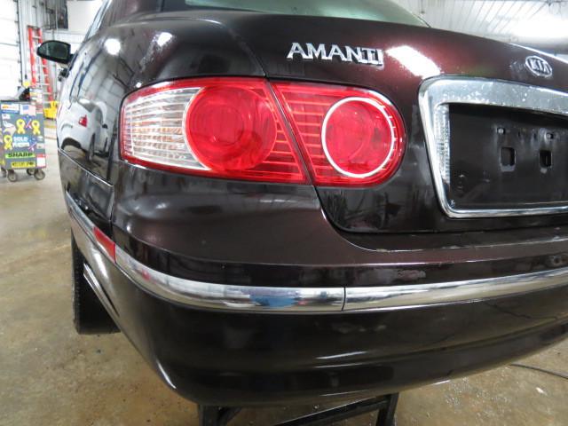 2005 kia amanti outer tail light lamp left