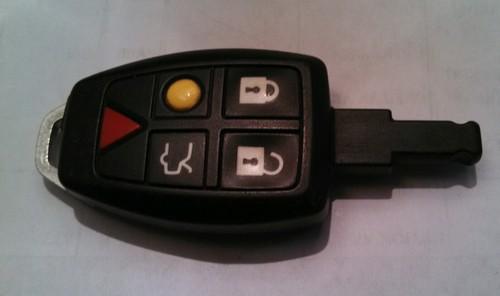 Volvo remote smartkey fob fcc id: ltqvo315tx